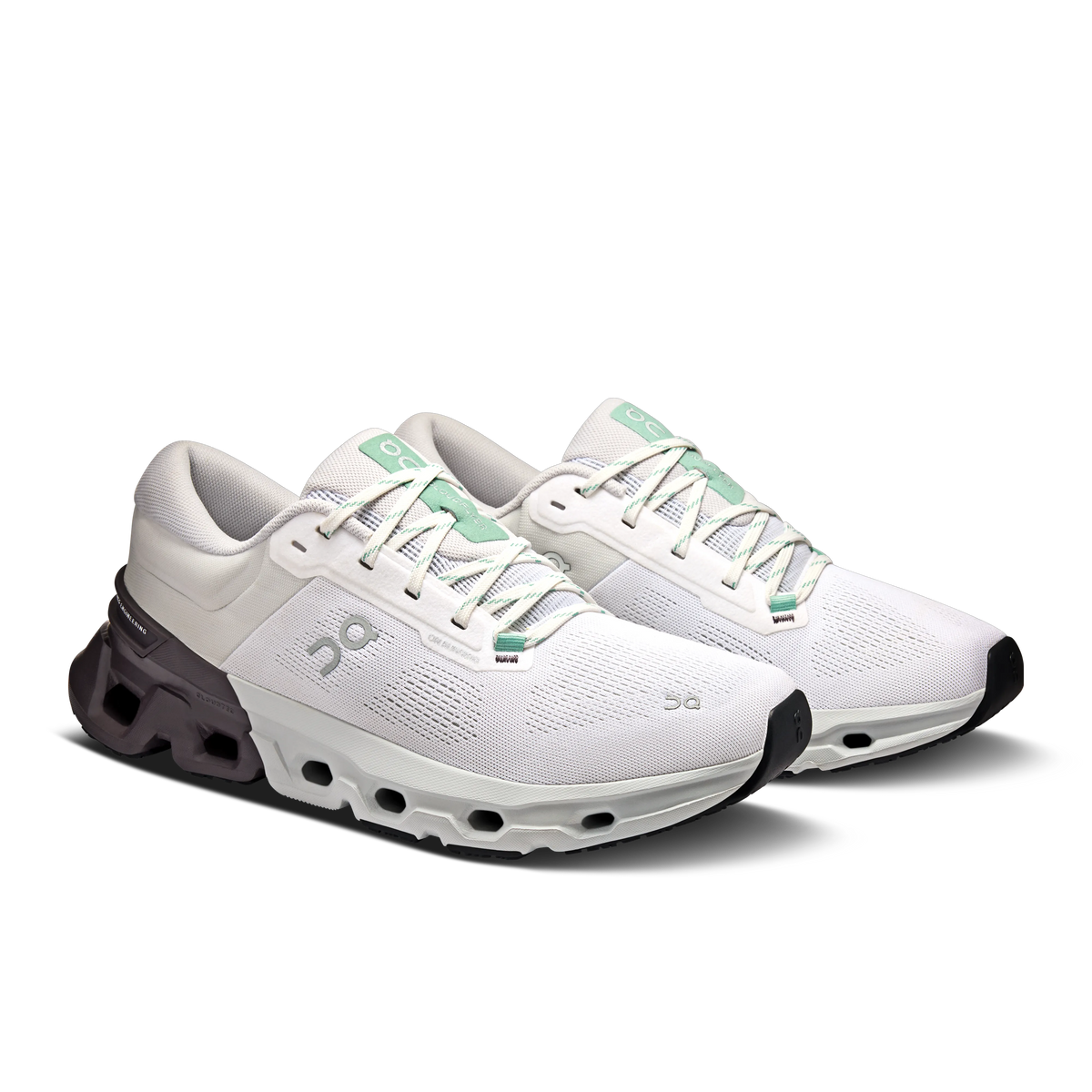 White | Pebble