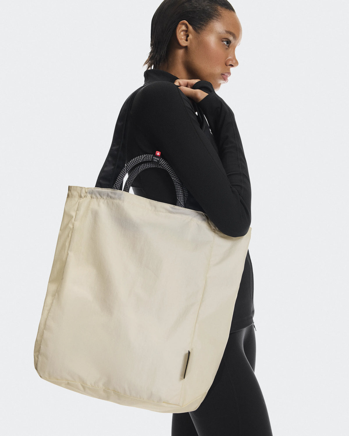 Cream | Black