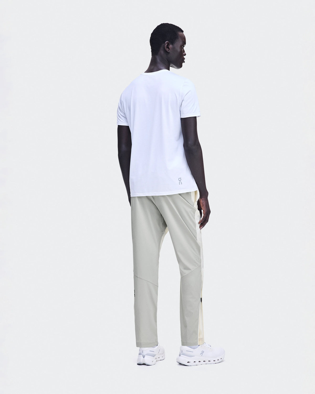 Hare | Brume