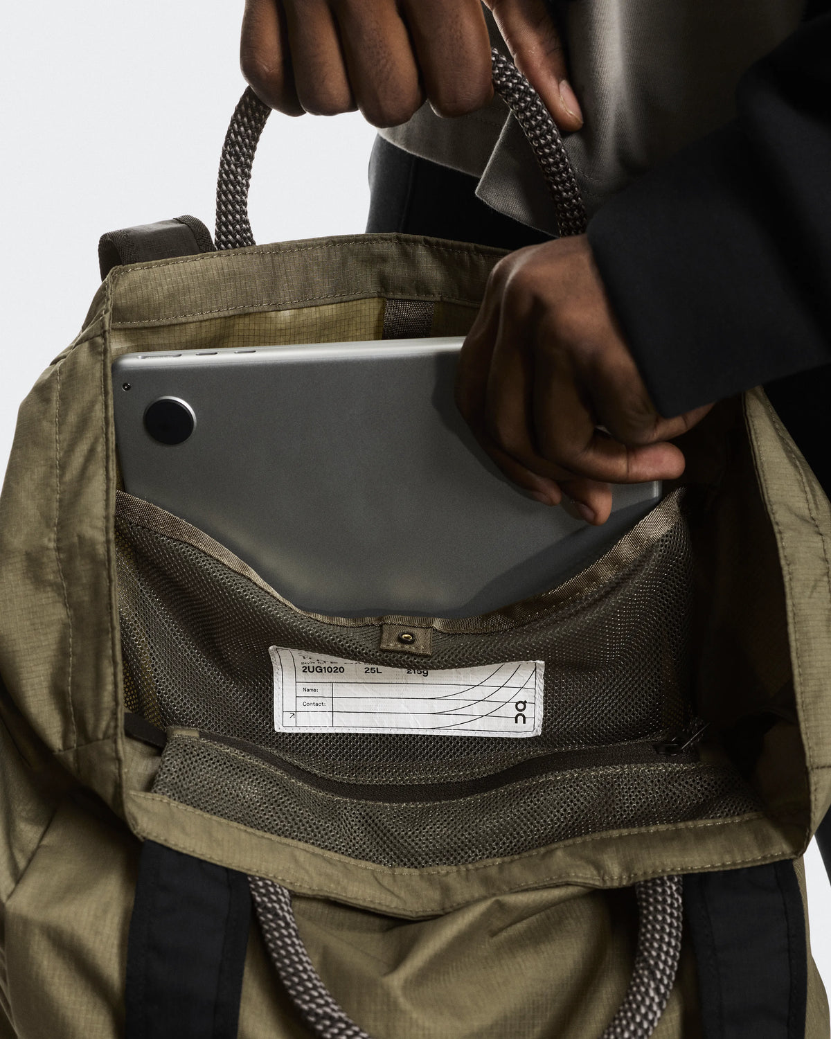 Olive | Black