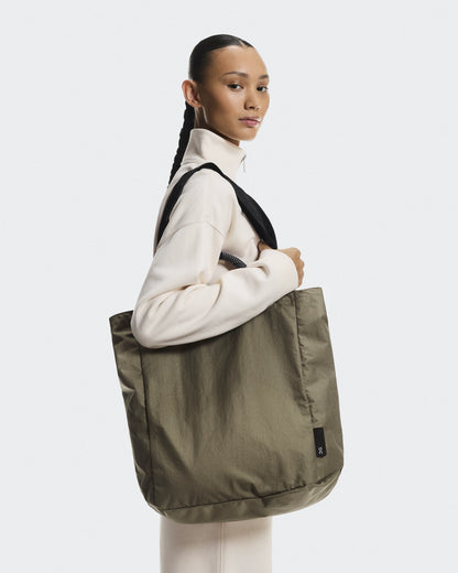 Olive | Black