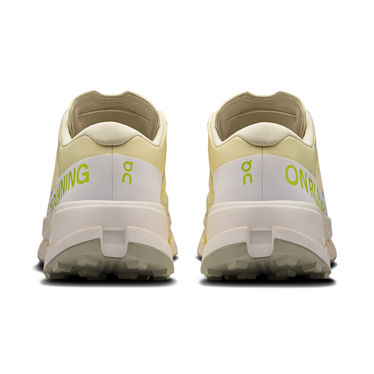 Pelican | White