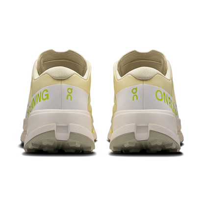 Pelican | White