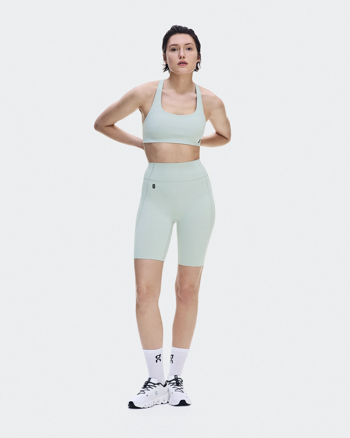 XS