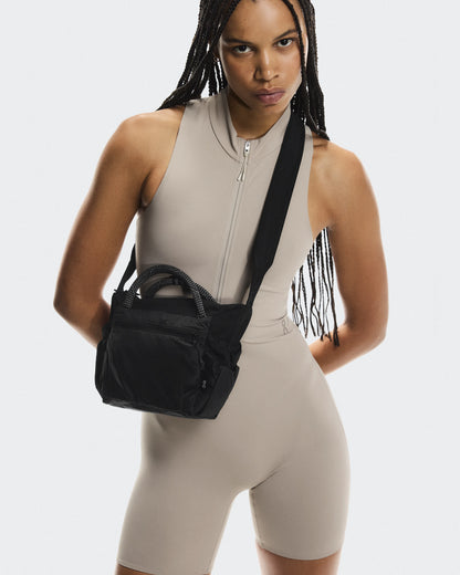 Black | Magnet