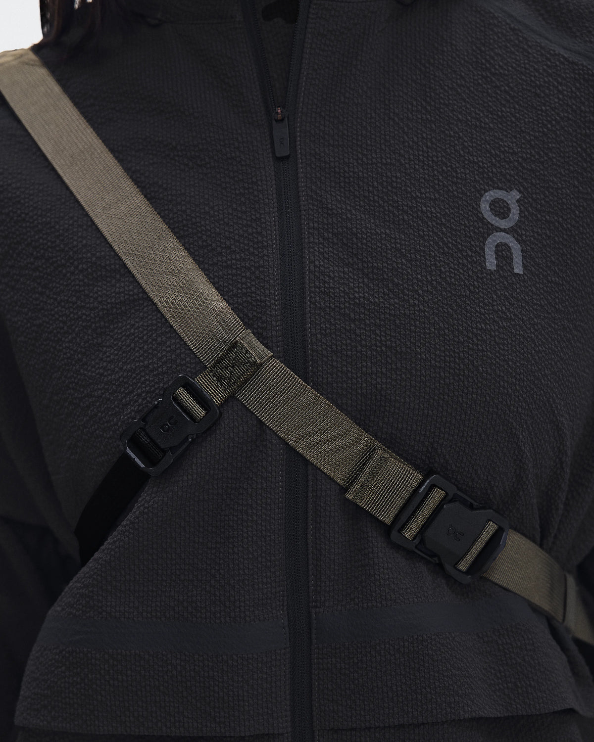 Olive | Black